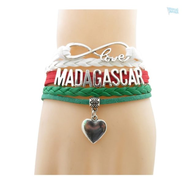 Bracelet Madagascar avec motif love et couleurs du drapeau