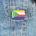 Bijou symbolique des Comores en forme de drapeau
