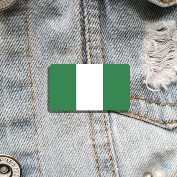 Bijou distinctif aux couleurs du Nigeria