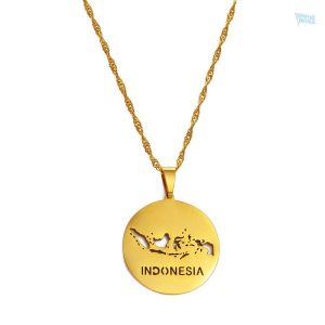 Collier en or représentant la carte de l'Indonésie
