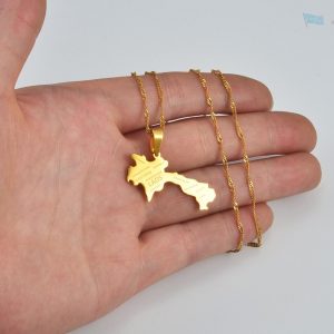Bijou drapeau Laos, collier or avec design unique et symbolique