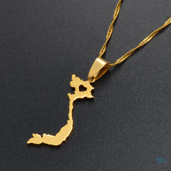 Collier or inspiré du Vietnam, symbole national