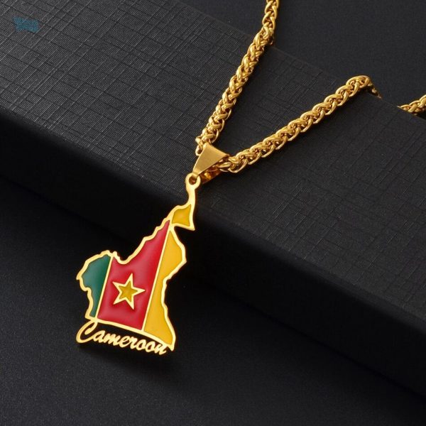 Bijou or inspiré du drapeau Cameroun, symbole de fierté nationale