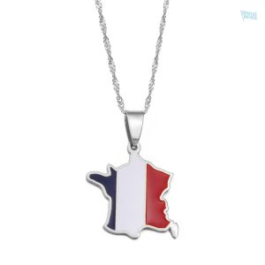 Collier argent drapeau France élégant et distinctif