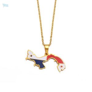 Collier drapeau Panama en couleur or élégant et distinctif