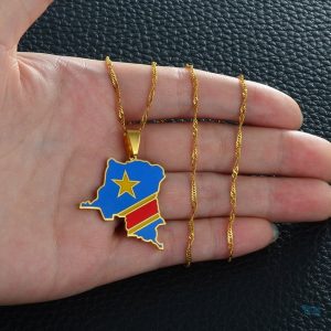 Collier élégant avec le motif du drapeau congolais
