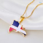 Bijou or représentant le drapeau de la République Dominicaine