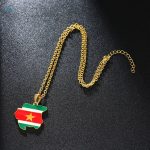 Accessoire représentant le drapeau du Suriname en mode tendance