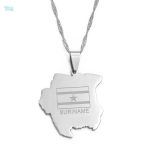 Collier argenté représentant le drapeau du Suriname