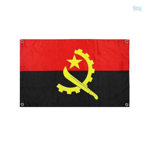Drapeau Angola avec 4 œillets pour un affichage durable
