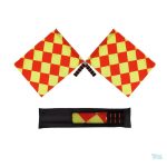 Accessoire d'arbitrage : drapeau de touche pour football
