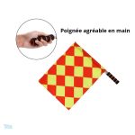 Drapeau de touche, outil de communication sur le terrain