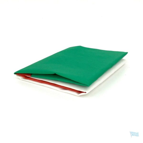 Drapeau bulgare en tissu, équipé de 4 œillets robustes