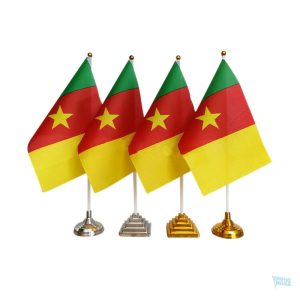 Drapeau de table du Cameroun, symbole national coloré