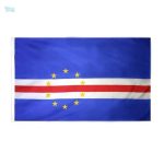 Drapeau Cap-Vert en fourreau, symbole national coloré