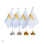 Drapeau Chypre de table, symbole national en miniature