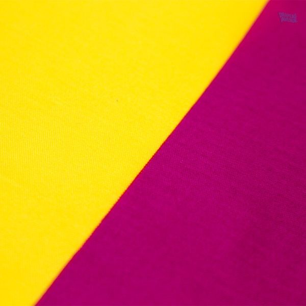 Drapeau Espagne violet au design distinctif et coloré