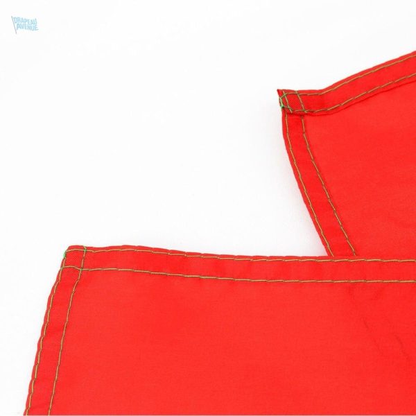 Drapeau italien avec bande verte, blanche et rouge