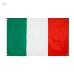 Drapeau Italie avec 4 œillets pour une fixation facile
