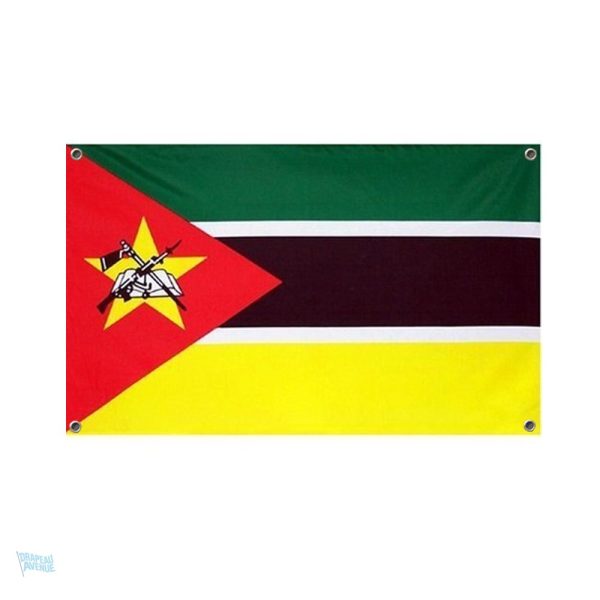 Drapeau Mozambique avec 4 œillets pour fixation facile