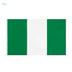 Drapeau Nigeria en fourreau, symbole national du Nigeria