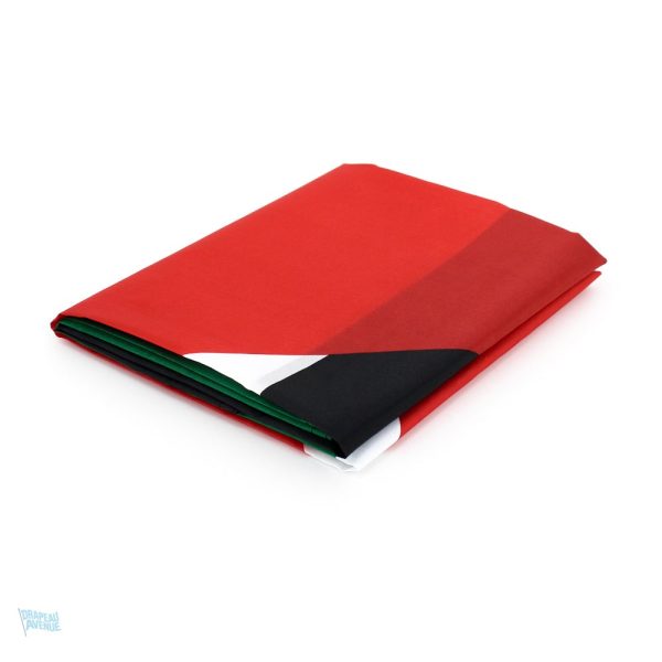 Drapeau de 120 x 180 cm, expression de solidarité