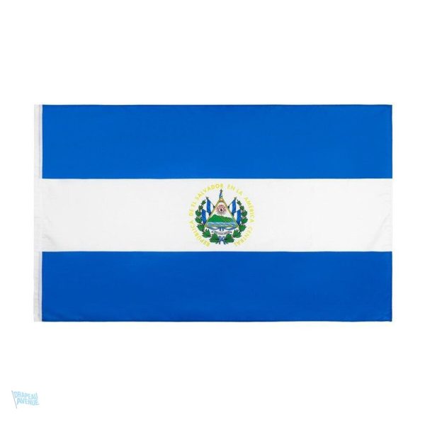 Drapeau Salvador avec fourreau pour affichage extérieur