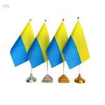 Drapeau de table Ukraine, symbole de fierté nationale
