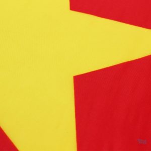 Drapeau de la Chine, design classique avec étoiles dorées