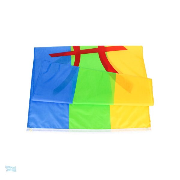 Drapeau kabyle, pièce maîtresse pour affichage culturel