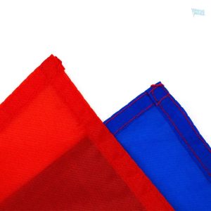 Drapeau néerlandais aux couleurs rouge, blanc, bleu
