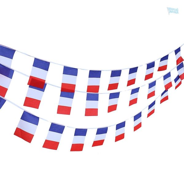 Drapeau tricolore français en guirlande décorative