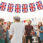 Drapeau du Royaume-Uni en guirlande pour célébrations