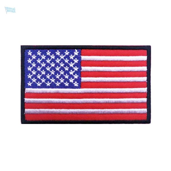 Patch drapeau États-Unis avec motifs emblématiques et couleurs vives