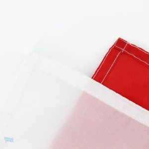 Drapeau bulgare aux couleurs traditionnelles