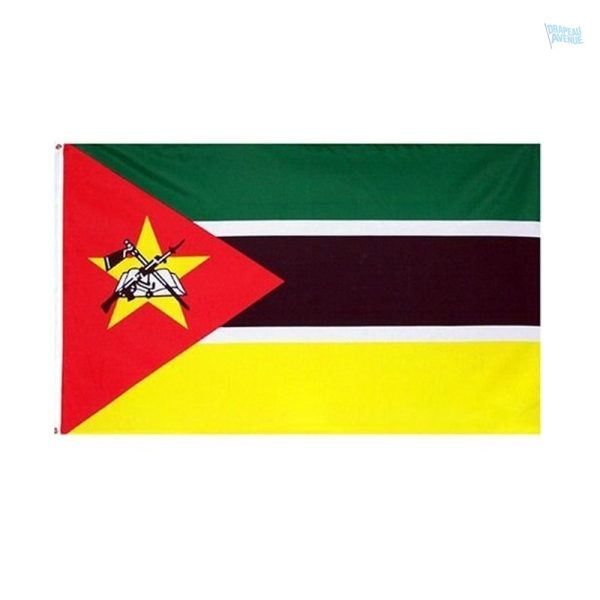 Petit drapeau du Mozambique en tissu coloré