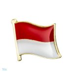 Pin's drapeau Indonésie en émail rouge et blanc