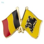 Pin's drapeaux croisés Belgique et Flamand