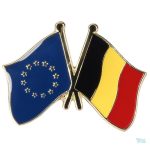 Pin's drapeaux croisés Belgique et Union Européenne