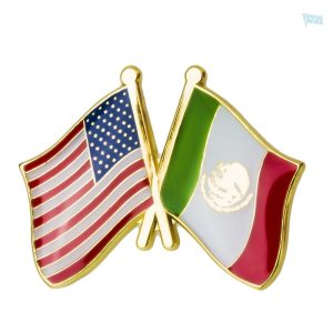 Pin's drapeau croisé États-Unis et Mexique