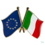Pin's drapeaux croisés Italie et Union Européenne