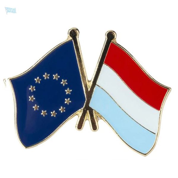Pin's drapeaux croisés Luxembourg et Union Européenne