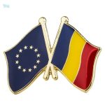 Pin's croisés drapeaux Roumanie et Union Européenne