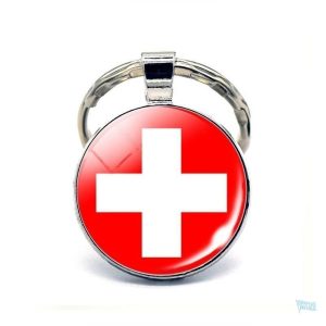 Porte-clés drapeau Suisse en métal avec design emblématique