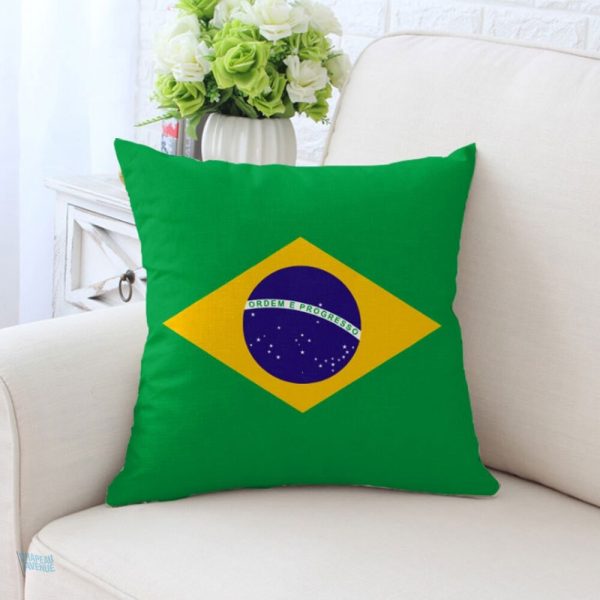 Drapeau du Brésil sur une taie d'oreiller décorative